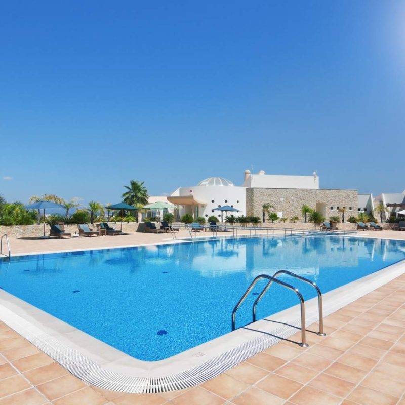 preciosa-piscina-hotel-pasar-vacaciones-familia-portugal-algarve-quinta-boa-nova